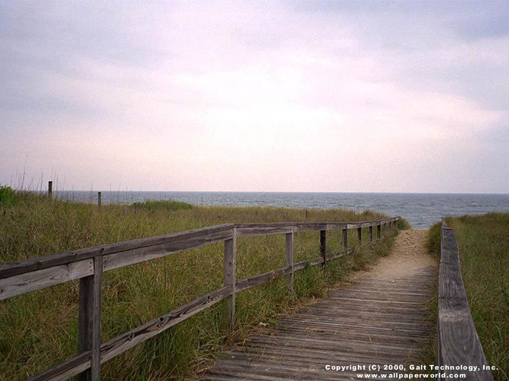 'Beach Access' 1024x768 Free 3D Wallpaper