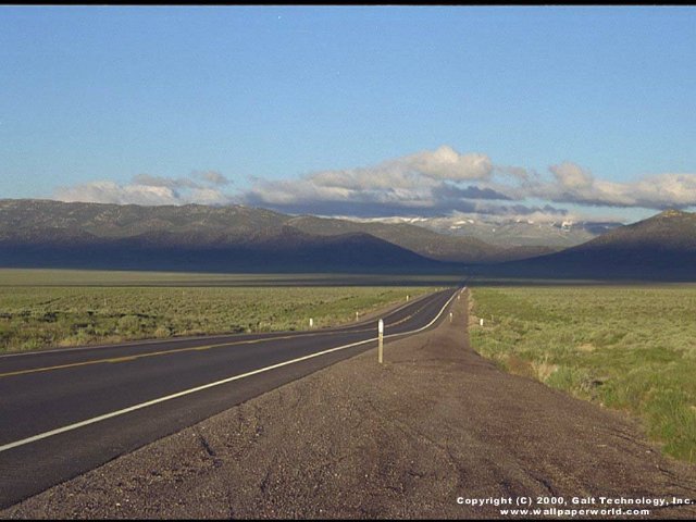 'Long Road' 640x480 Free 3D Wallpaper